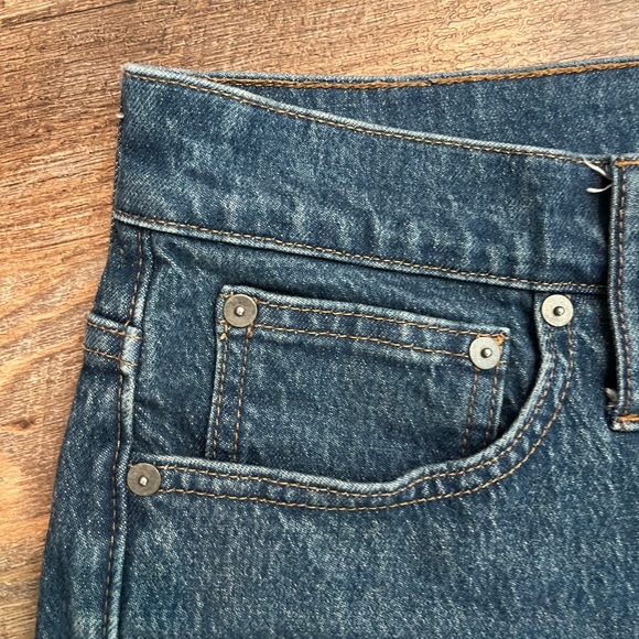 Madewell The Petite Perfect Vintage Jean in Haight Wash - Picture 4 of 7